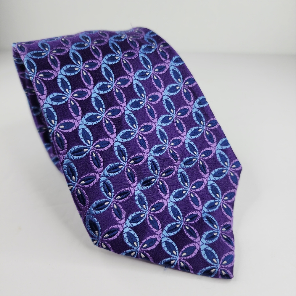 COUNTESS MARA Purple Silk Tie.